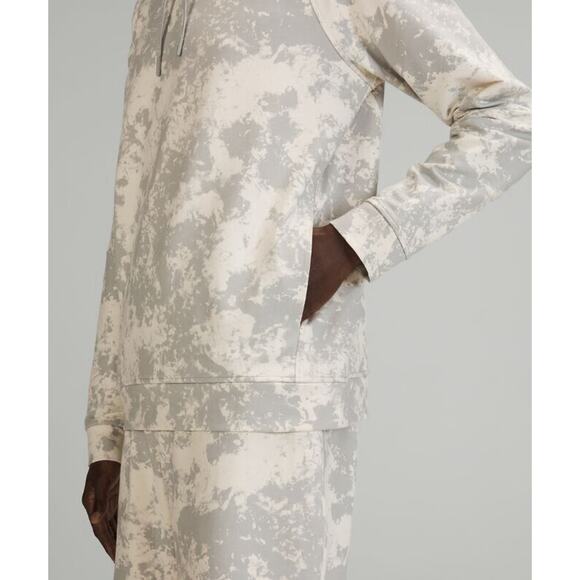 EUC Lululemon City Sweat Pullover Hoodie French Terry Size M White Silver Drop - Picture 4 of 6